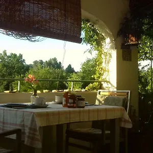 Couette-café Privé Chez Dunja, Roumoules